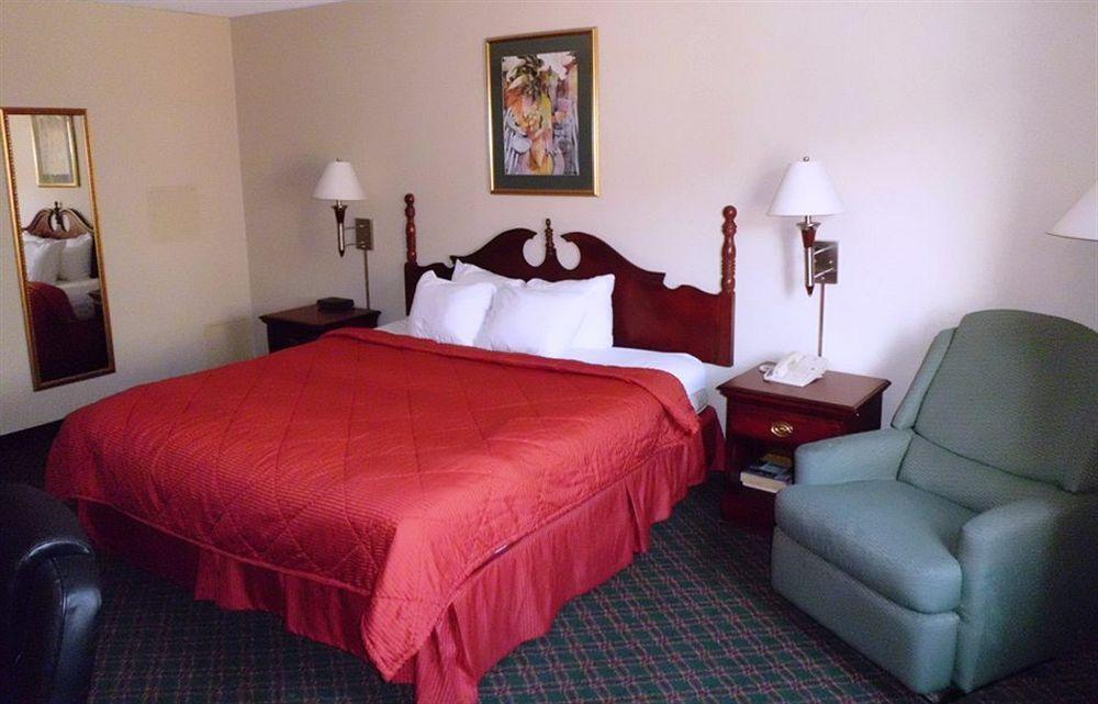Quality Inn Fairborn Exterior foto