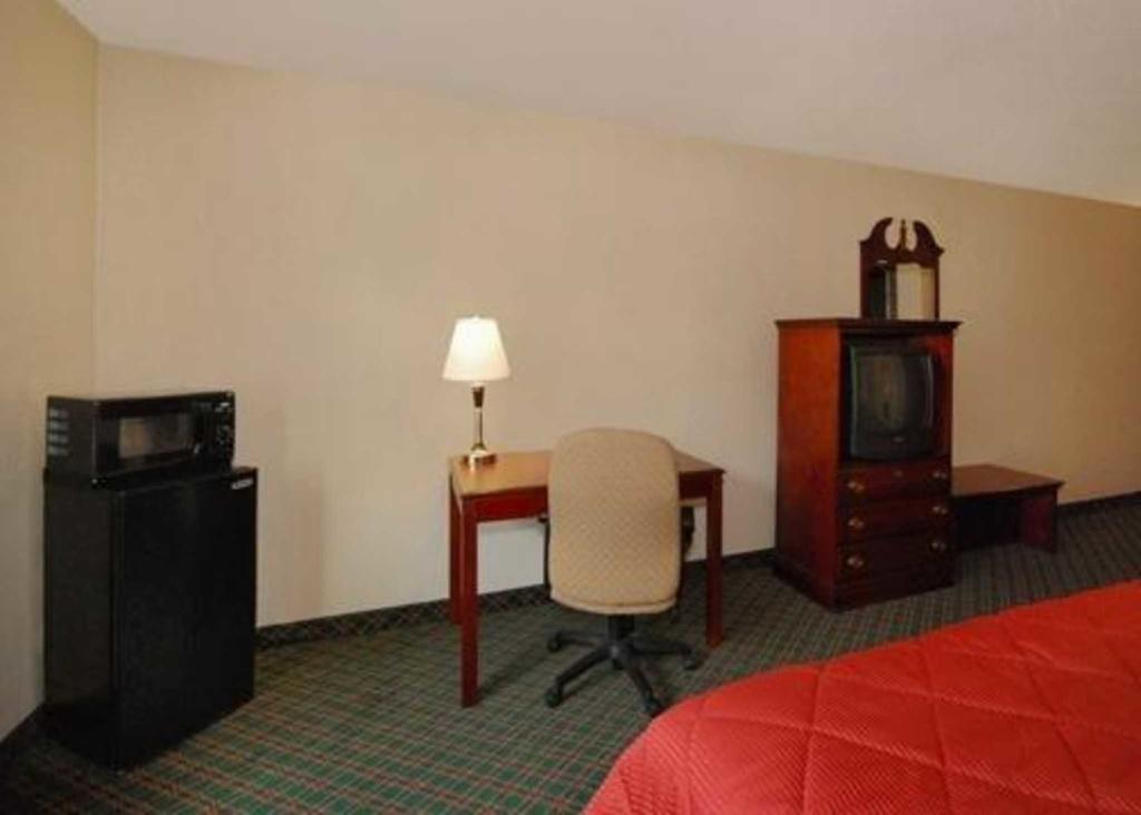 Quality Inn Fairborn Exterior foto
