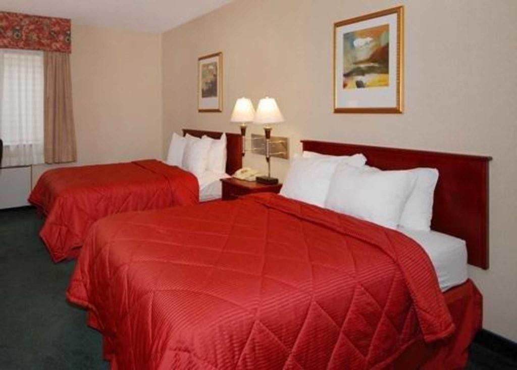 Quality Inn Fairborn Exterior foto