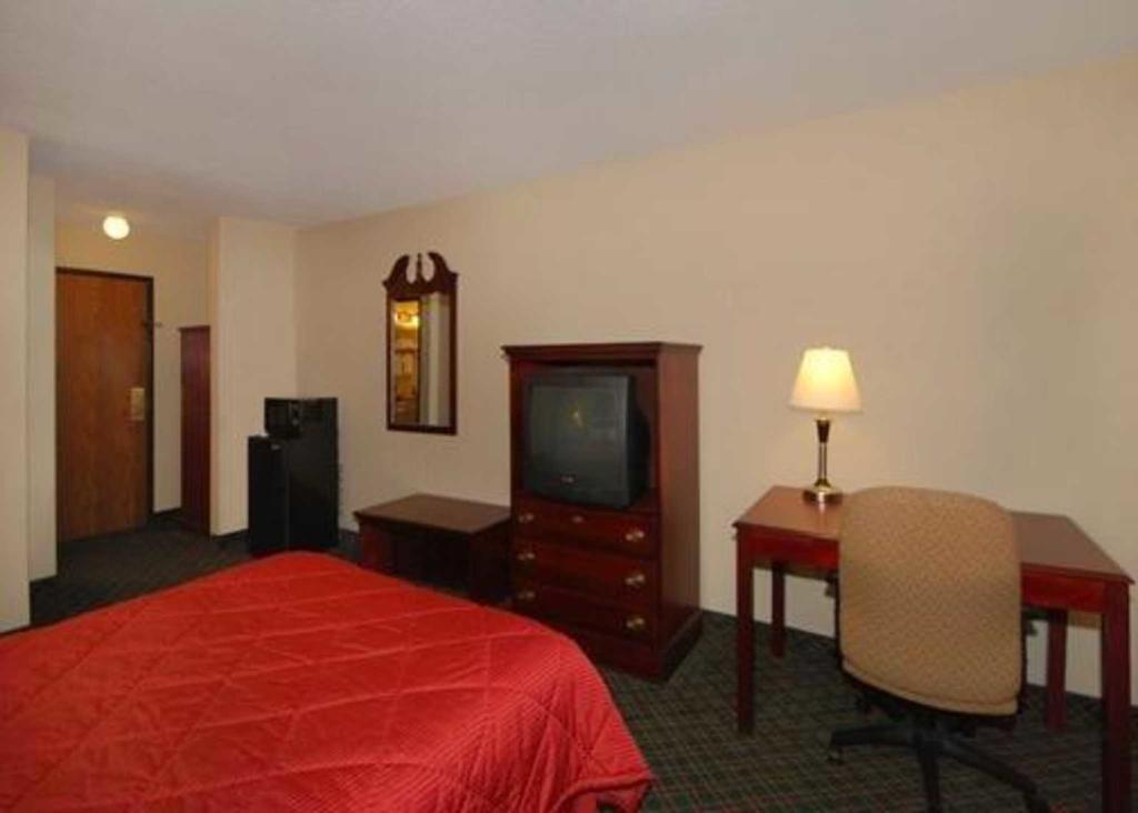 Quality Inn Fairborn Exterior foto